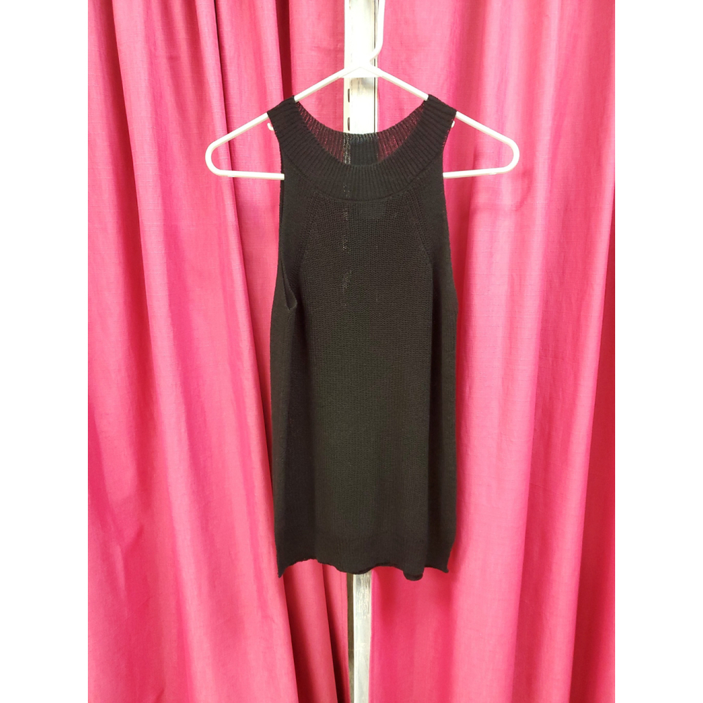Black Knitted Halter Top. Size S. RS 81.